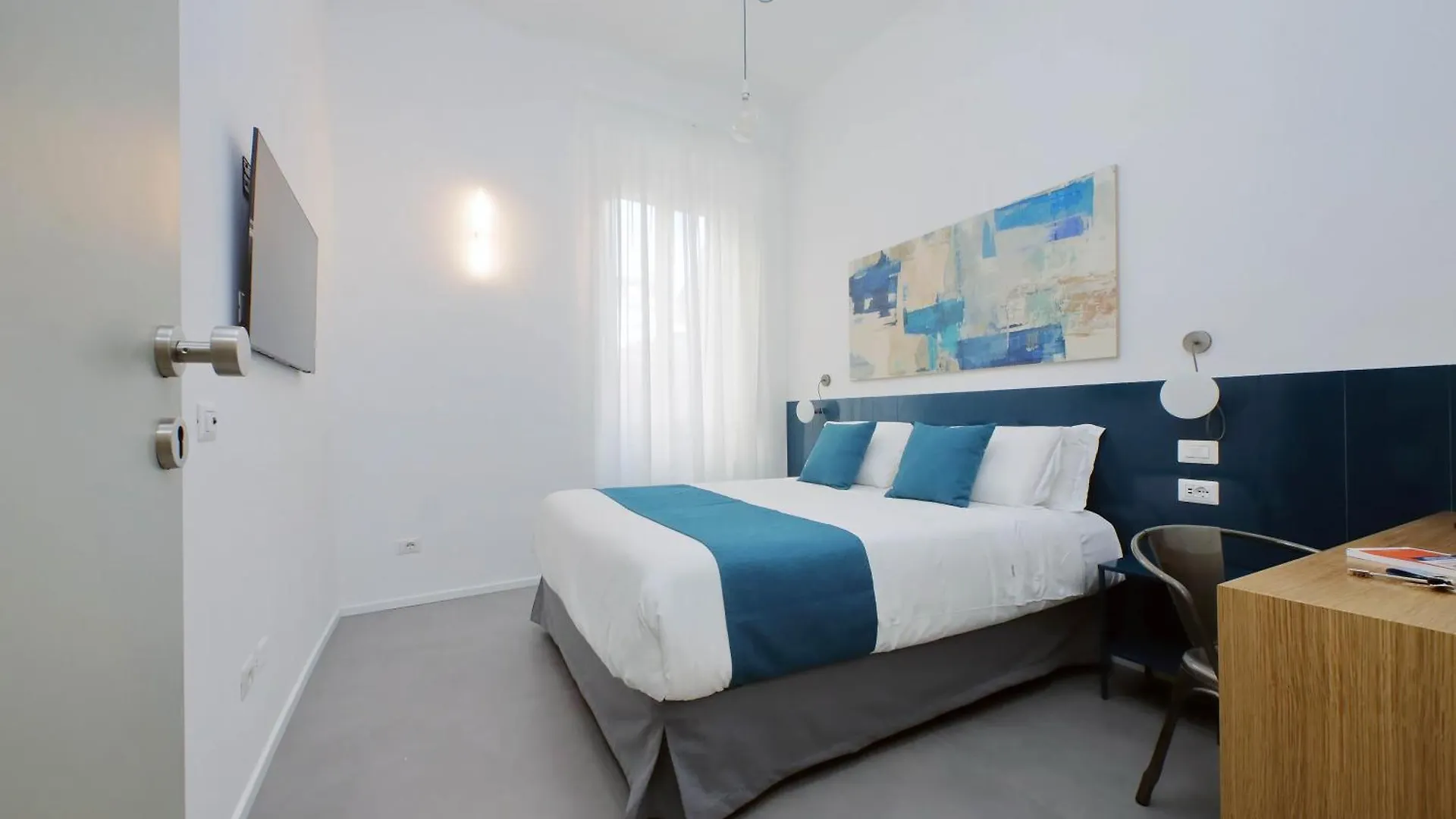 Ych-Montebello - Rooms Roma 0*,