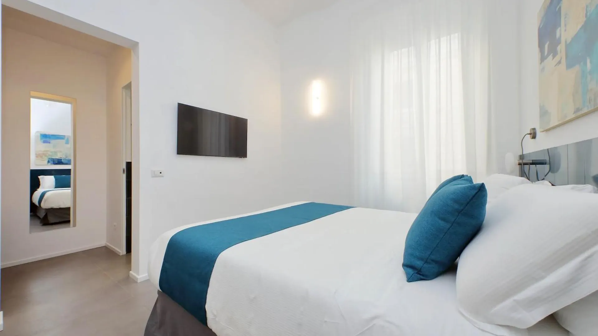 Ych-Montebello - Rooms Roma Apartamento