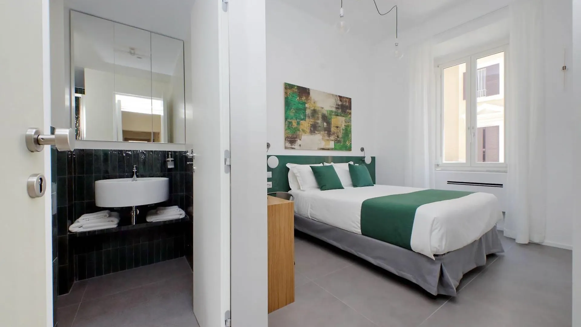 Ych-Montebello - Rooms Roma 0*,